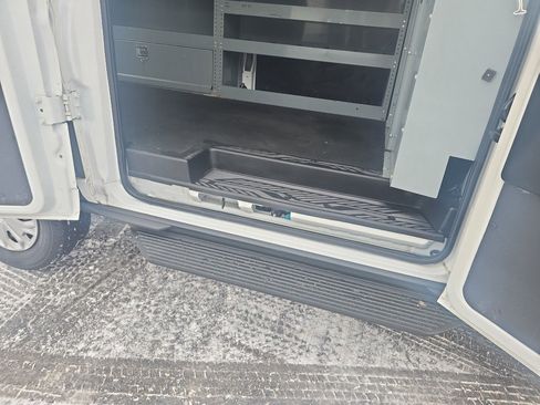 Used 2017 Ford Transit 250 130 Low Roof image 16