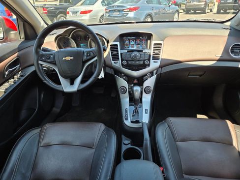 Used 2015 Chevrolet Cruze LT image 20