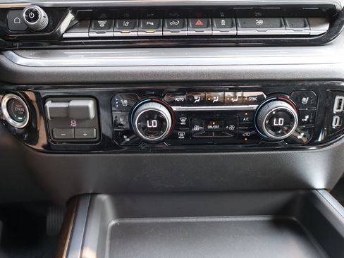 Used 2026 Chevrolet Silverado 3500 High Country w/ High Country Premium Package AWD/4WD image 10