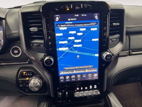 Used 2019 RAM 1500 Limited AWD/4WD image 14