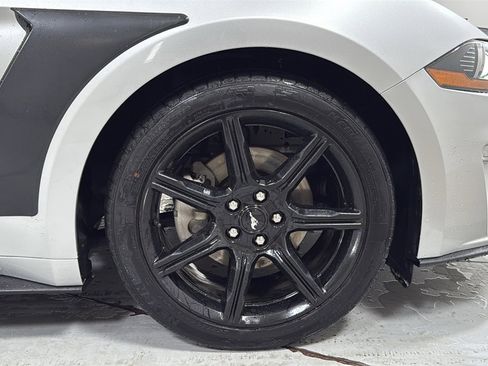 Used 2018 Ford Mustang Coupe w/ Black Accent Pkg image 21