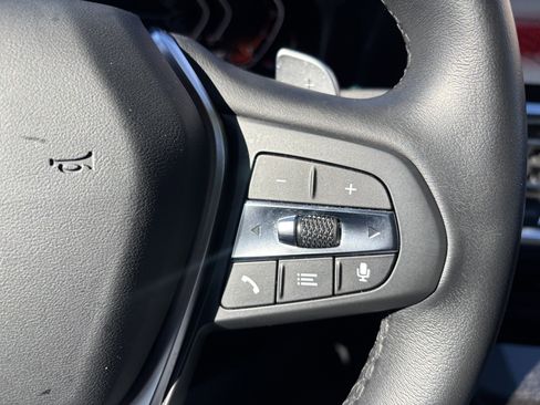 Used 2022 BMW 330i Sedan w/ Driving Assistance Package image 8