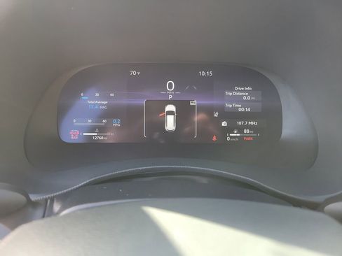 Used 2023 Toyota Highlander Limited image 29