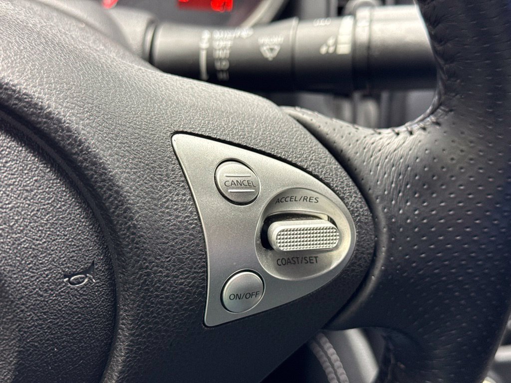 Used 2016 Nissan 370Z Coupe RWD image 14