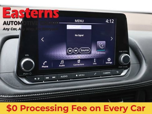 Used 2023 Nissan Rogue S AWD/4WD image 19