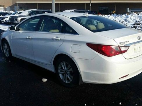 Used 2013 Hyundai Sonata GLS w/ Popular Equipment Pkg image 6
