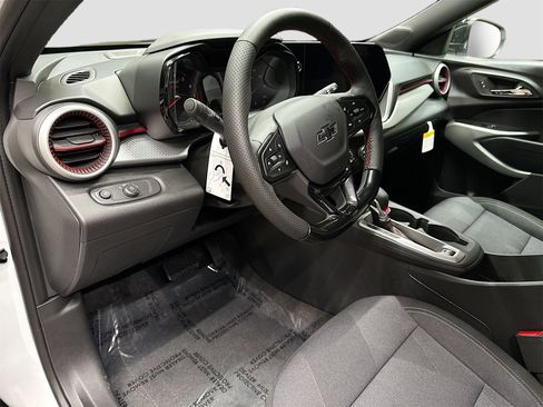 New 2026 Chevrolet Trax RS image 9