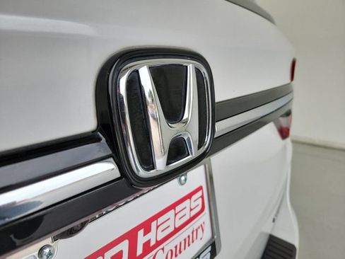 Used 2024 Honda Odyssey Touring image 9