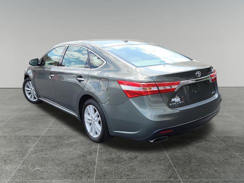 Used 2014 Toyota Avalon XLE Premium FWD image 5