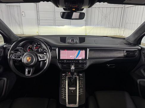 Used 2021 Porsche Macan Turbo w/ Premium Package Plus (PF0) AWD/4WD image 25