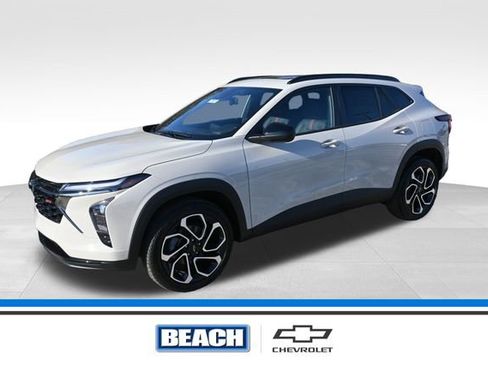 New 2026 Chevrolet Trax RS w/ Sunroof Package image 1