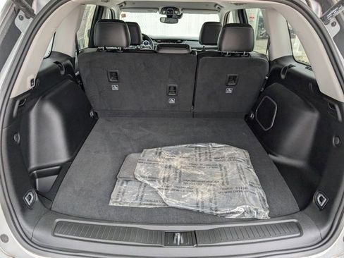 Used 2022 Jeep Grand Cherokee Limited image 16