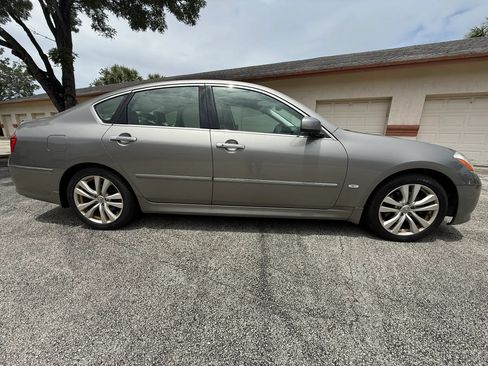 Used 2009 INFINITI M35 w/ Technology Pkg RWD image 5