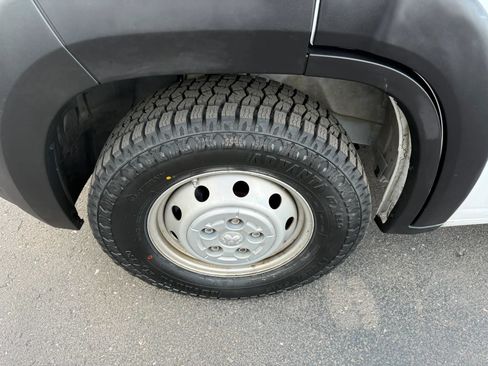 Used 2021 RAM ProMaster 2500 FWD image 11