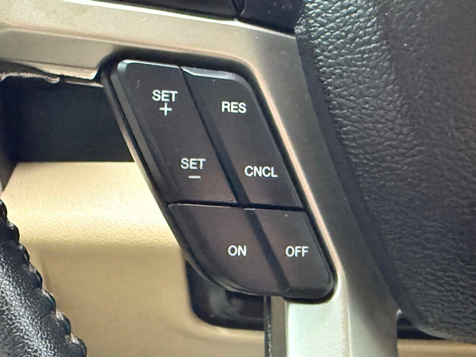 Used 2020 Ford F250 Lariat w/ Lariat Ultimate Package AWD/4WD image 47