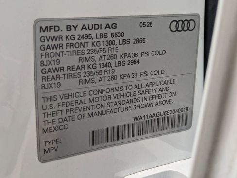 Used 2025 Audi Q5 2.0T Premium w/ Convenience Package image 17