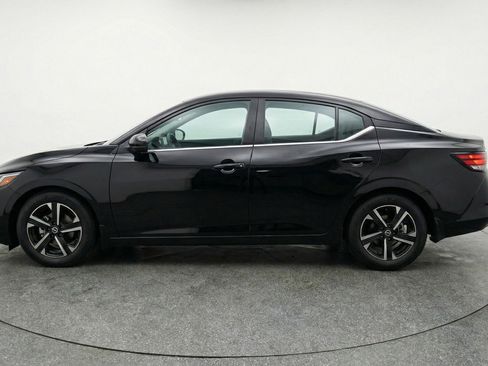 Used 2025 Nissan Sentra SV image 5