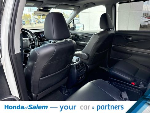 Used 2021 Honda Pilot Elite image 12