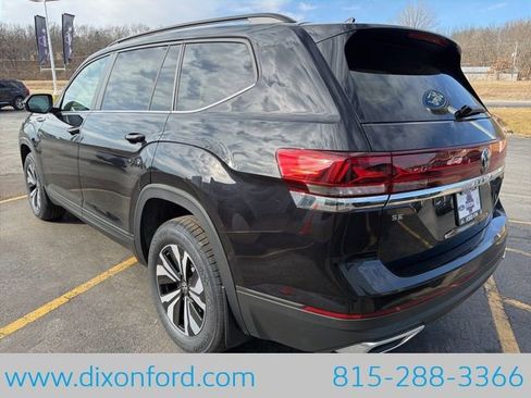 New 2026 Volkswagen Atlas SE image 5