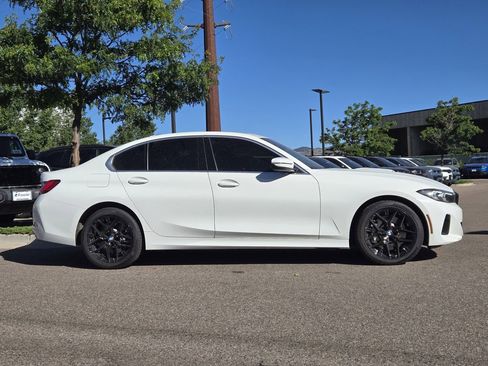 Used 2025 BMW 330i xDrive Sedan AWD/4WD image 4
