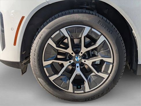 Used 2025 BMW X3 xDrive30i w/ Convenience Package image 9