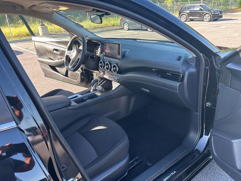 Certified 2025 Nissan Sentra SV w/ All-Weather Package FWD image 23