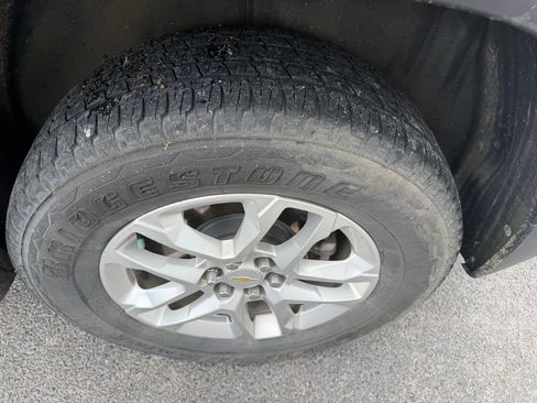 Used 2020 Chevrolet Traverse LT FWD image 6