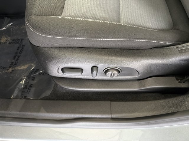 Certified 2025 Chevrolet Blazer LT w/ Convenience Package FWD image 21