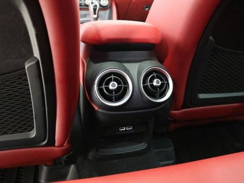 Used 2020 Alfa Romeo Stelvio Ti Sport w/ Quick Order Package 22S Sport AWD/4WD image 31