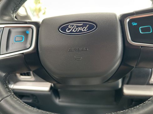 Certified 2025 Ford Expedition Active image 25