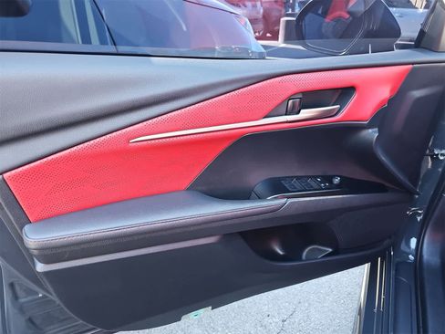 Used 2025 Toyota Camry XSE image 27