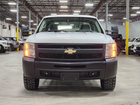 Used 2011 Chevrolet Silverado 1500 W/T image 3