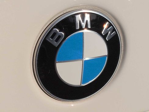 Certified 2024 BMW X5 xDrive40i w/ Premium Package image 12