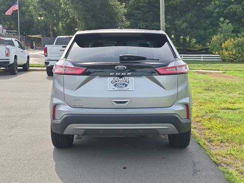 Used 2024 Ford Edge SEL w/ Convenience Package AWD/4WD image 12