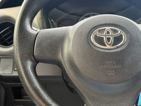 Used 2016 Toyota Yaris L FWD image 28