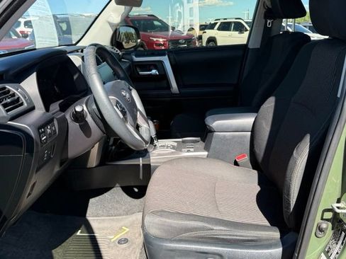 Used 2022 Toyota 4Runner Trail Special Edition AWD/4WD image 15