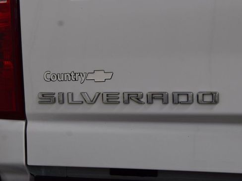 Used 2025 Chevrolet Silverado 2500 Custom w/ Custom Value Package AWD/4WD image 26