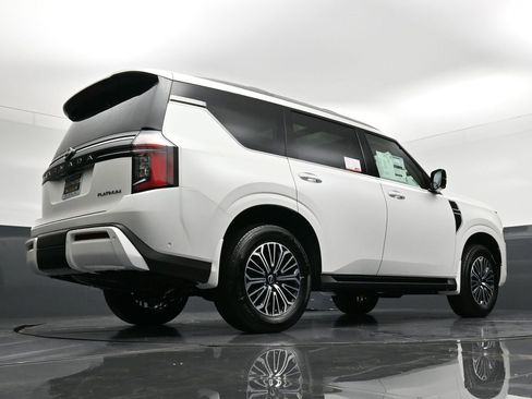 New 2026 Nissan Armada Platinum image 32