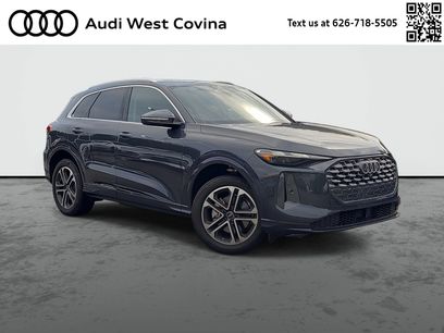 Used 2025 Audi Q5 Premium w/ Convenience Package