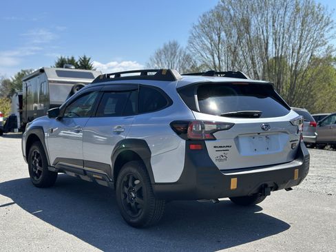 Used 2025 Subaru Outback Wilderness image 5