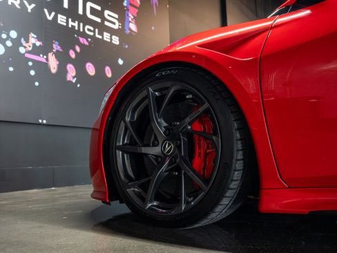 Used 2020 Acura NSX image 23