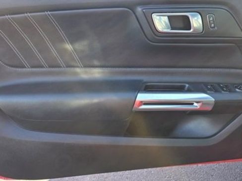 Used 2023 Ford Mustang GT Premium image 9