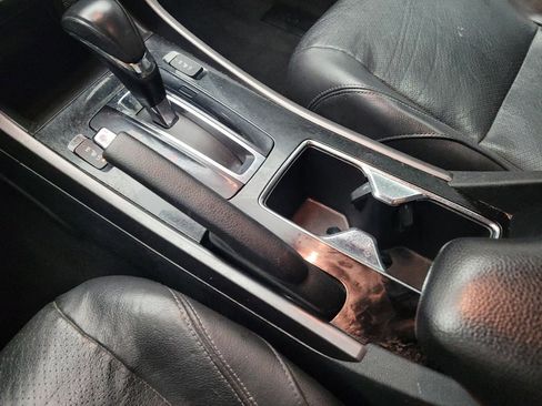 Used 2016 Honda Accord Touring image 26