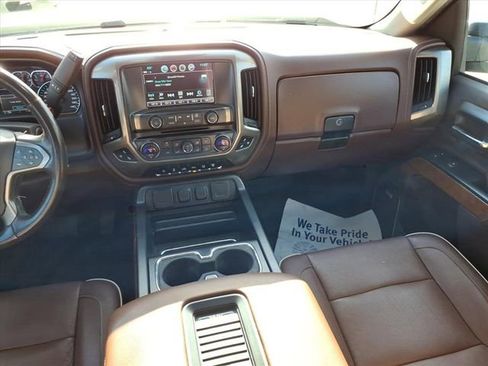 Used 2019 Chevrolet Silverado 3500 High Country w/ Duramax Plus Package image 15