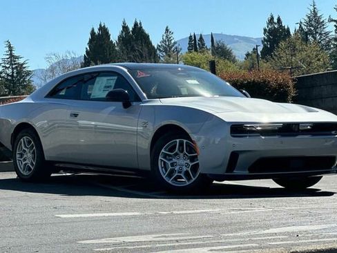 New 2025 Dodge Charger Daytona R/T w/ Quick Order Package 25M R/T image 2