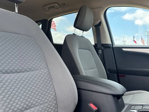 Used 2020 Ford Escape SE FWD image 30