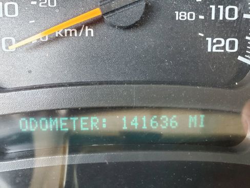 Used 2004 Chevrolet Silverado 1500 W/T RWD image 19
