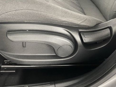 Used 2021 Kia Seltos LX image 35