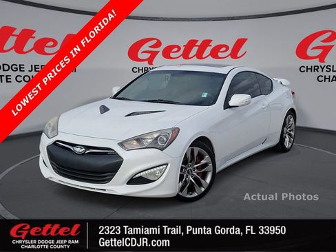 Used 2014 Hyundai Genesis 3.8 image 1
