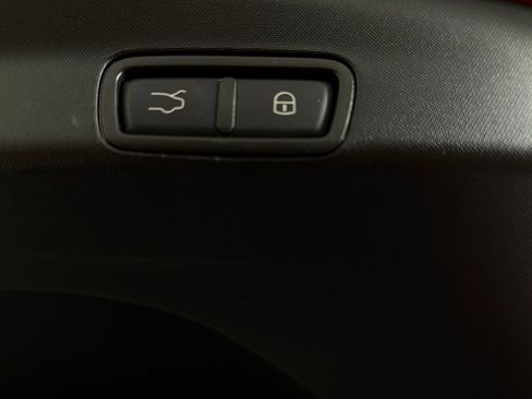 Used 2024 Alfa Romeo Stelvio AWD image 31